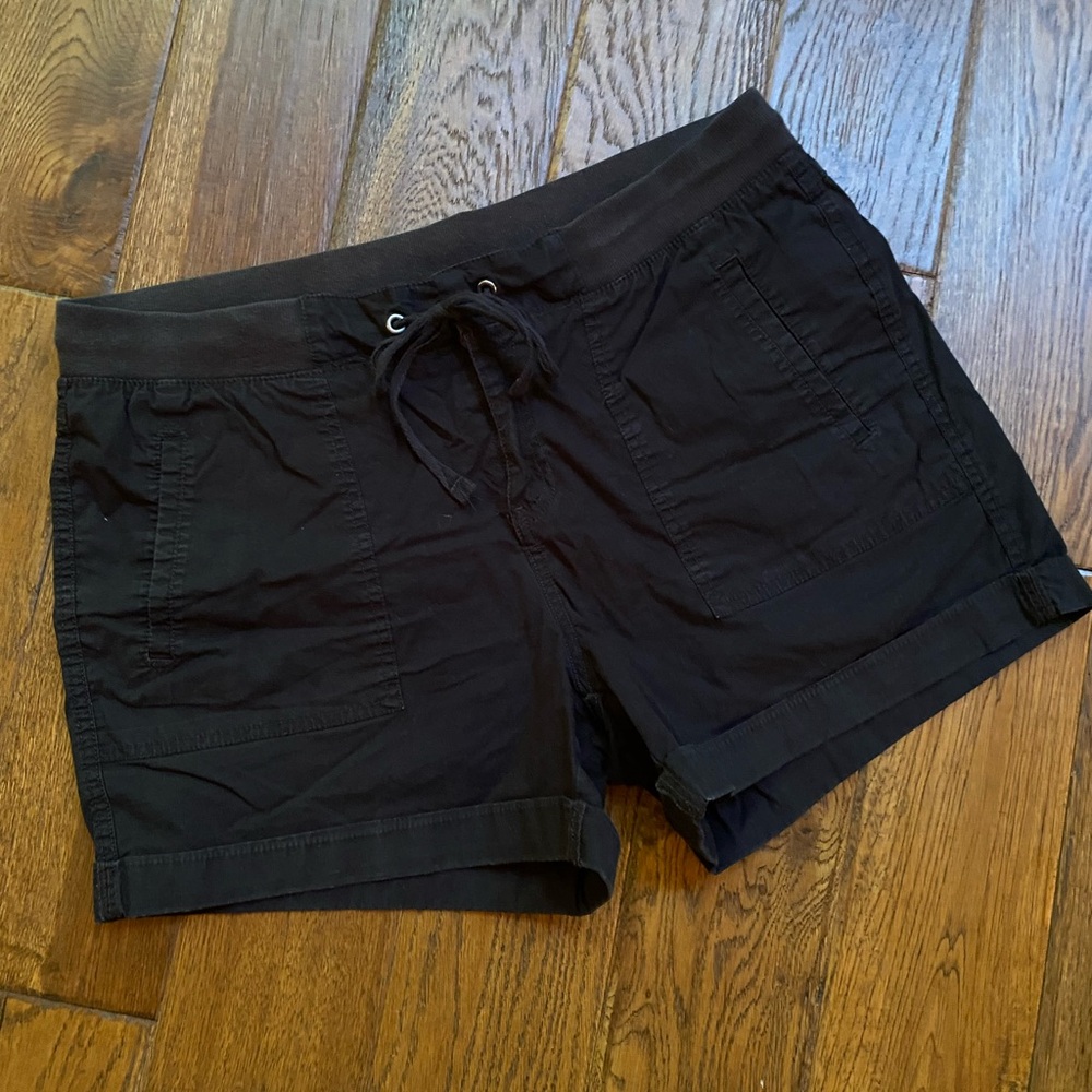 Liz Claiborne Shorts size 10